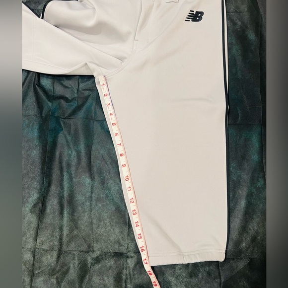 🔥New Balance Pants🔥 - Picture 4 of 6